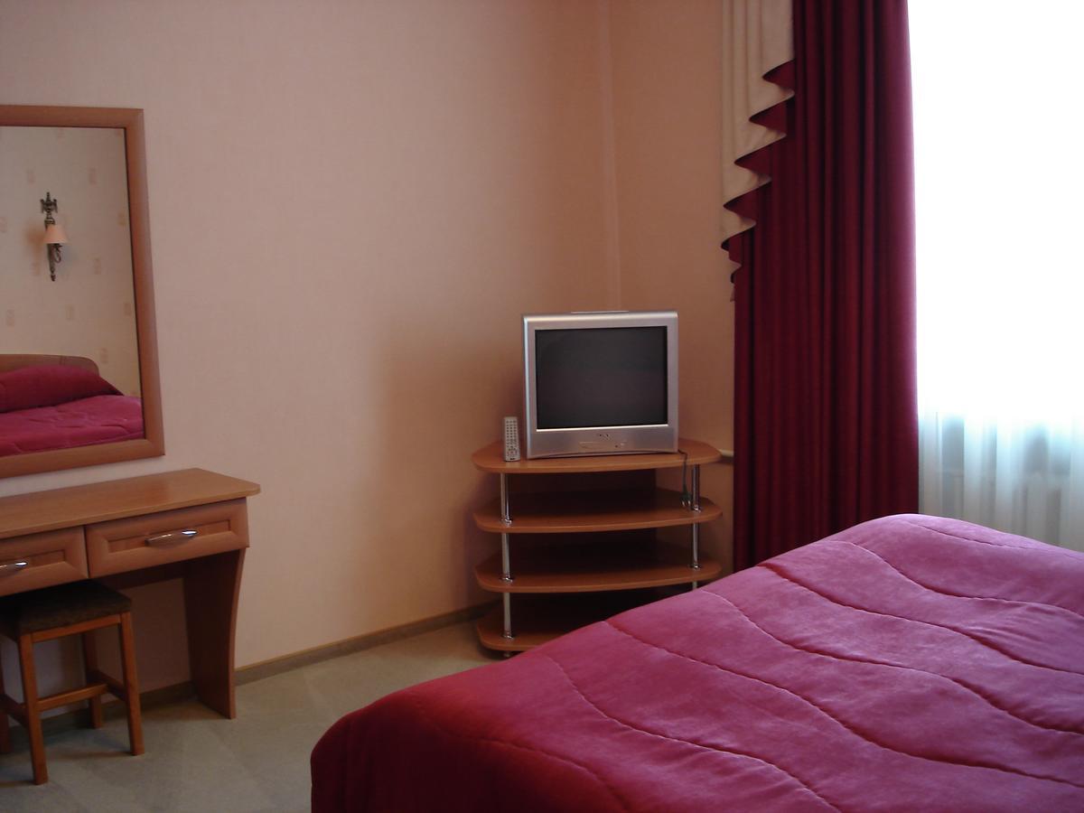 Ooo Hotel Complex Evropa Kropyvnyc'kyj Esterno foto