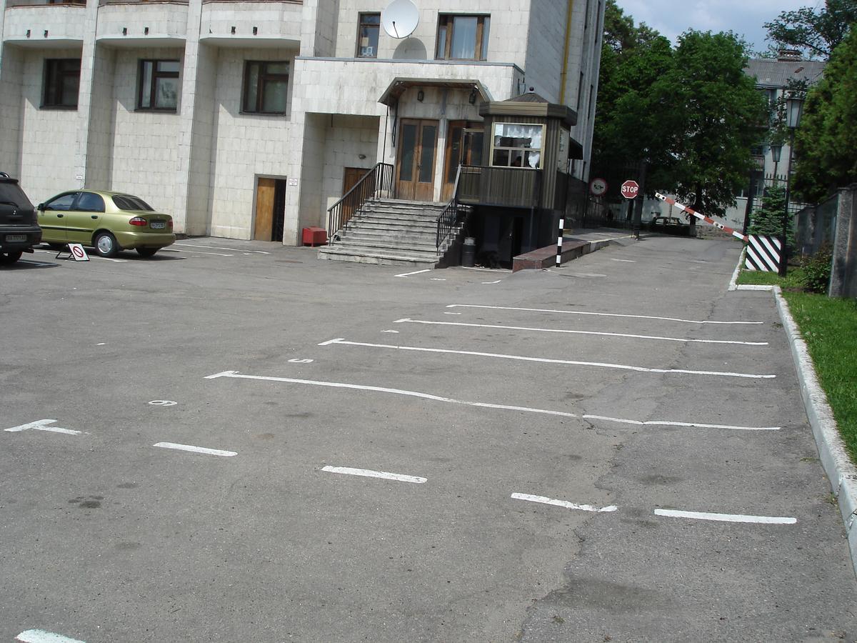 Ooo Hotel Complex Evropa Kropyvnyc'kyj Esterno foto
