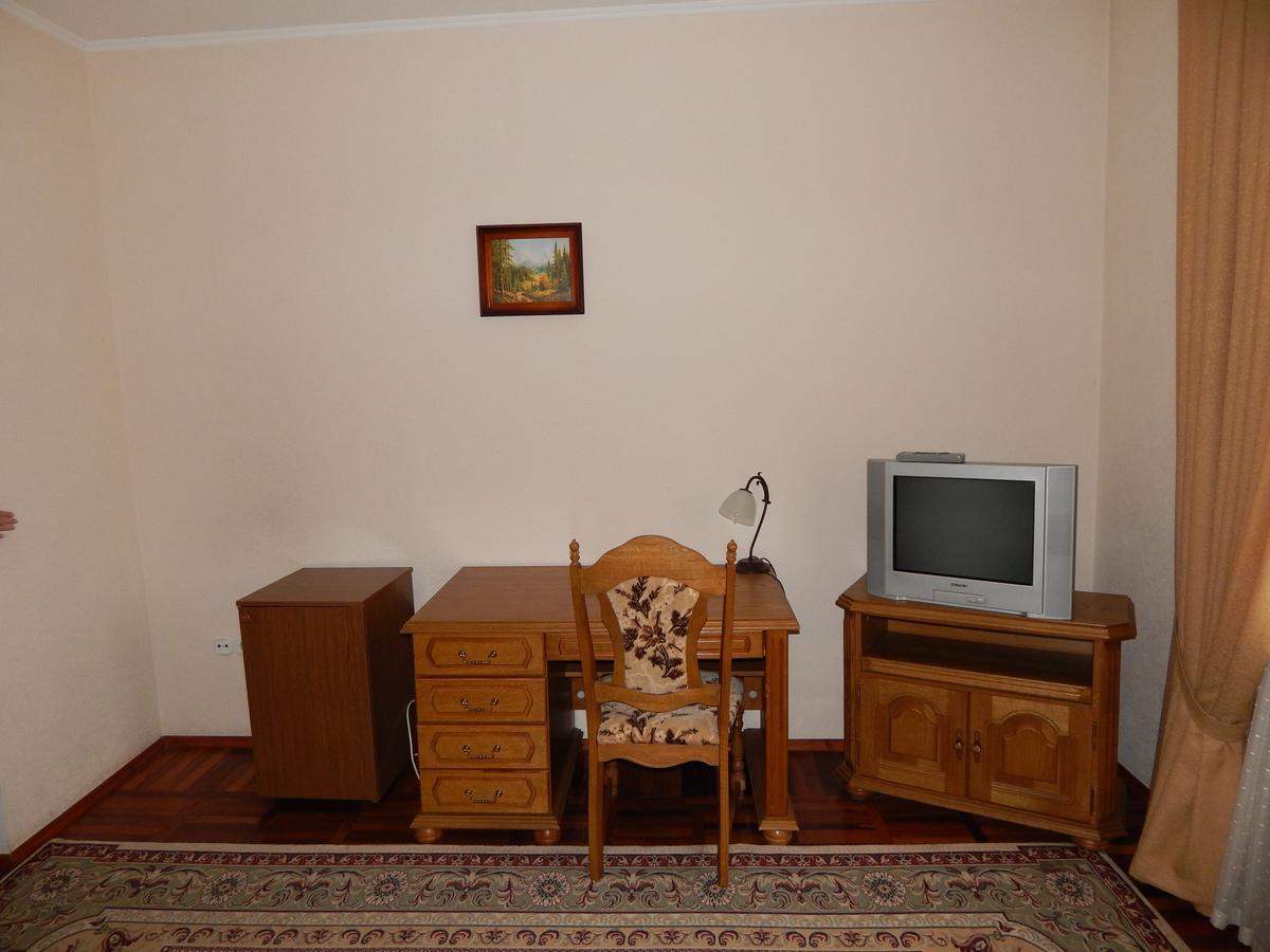 Ooo Hotel Complex Evropa Kropyvnyc'kyj Esterno foto